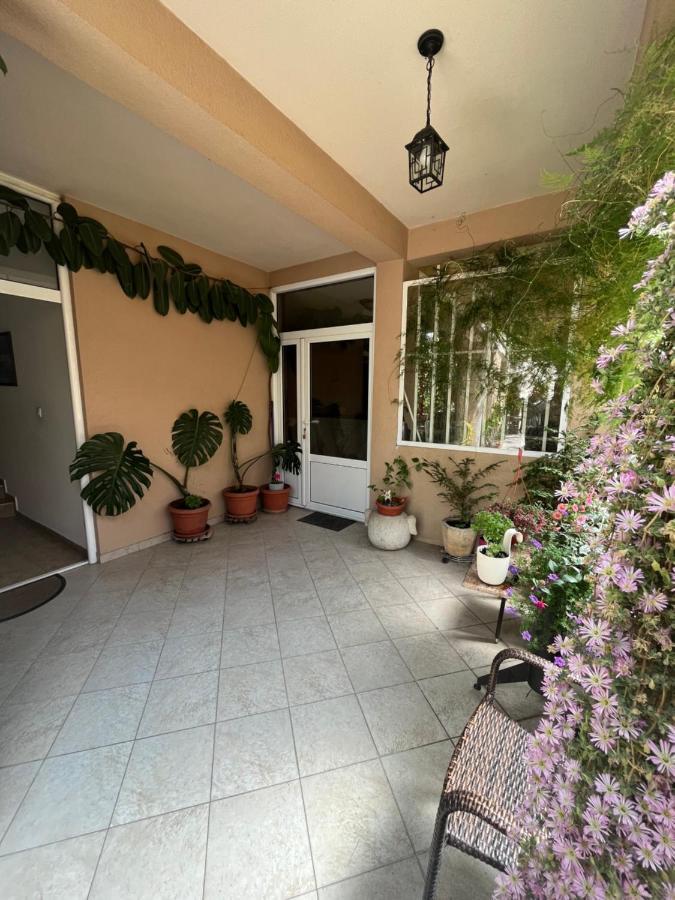 Apartmani Goran I Jelena Zec Budva Exteriör bild