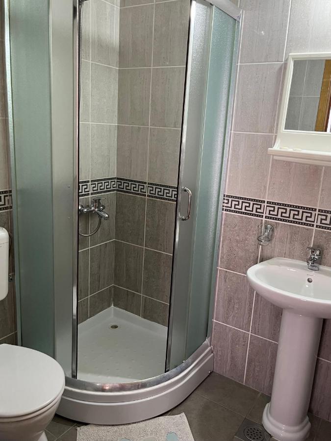 Apartmani Goran I Jelena Zec Budva Exteriör bild