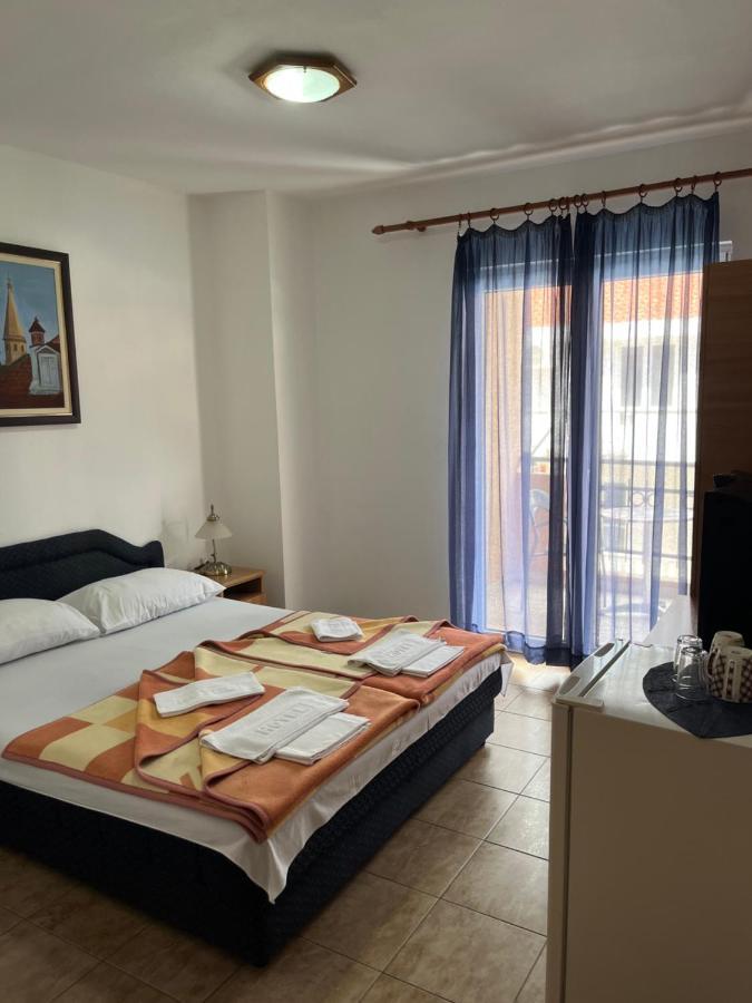 Apartmani Goran I Jelena Zec Budva Exteriör bild