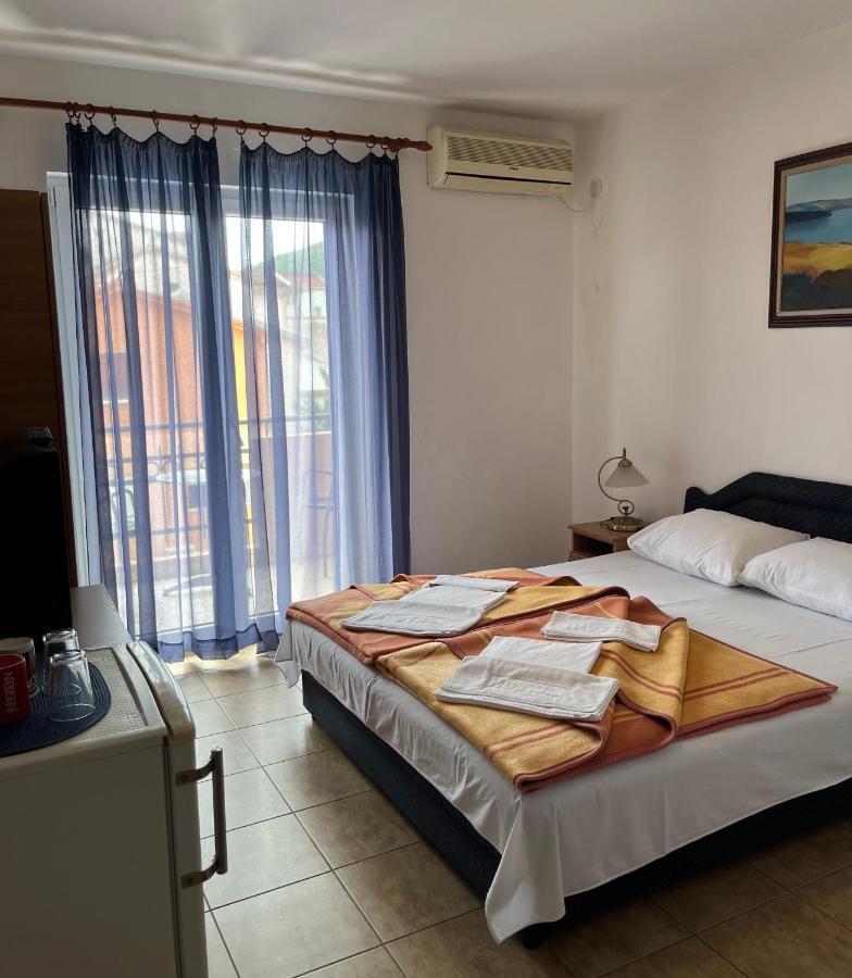 Apartmani Goran I Jelena Zec Budva Exteriör bild