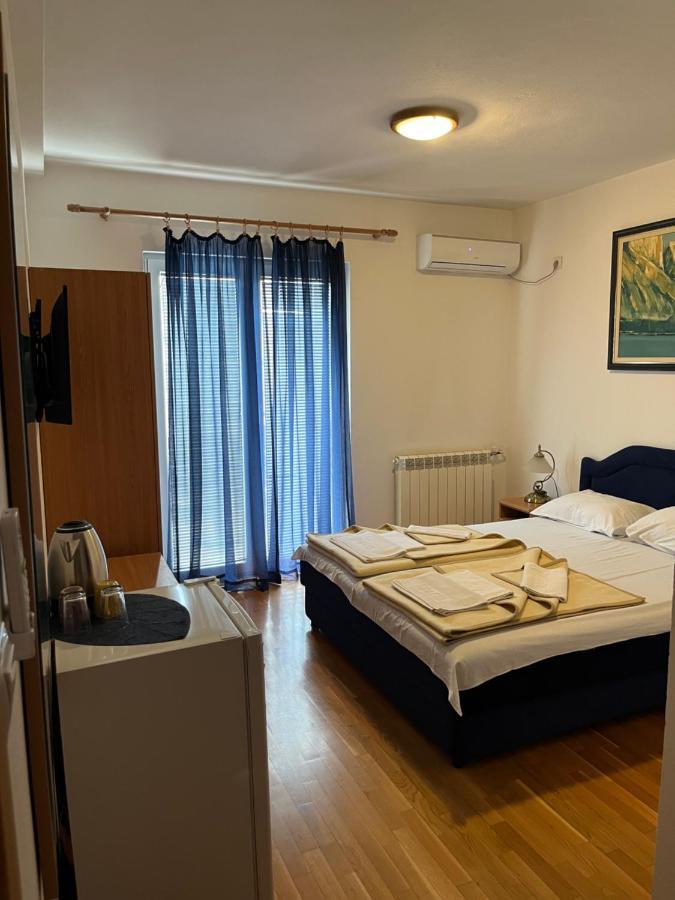 Apartmani Goran I Jelena Zec Budva Exteriör bild
